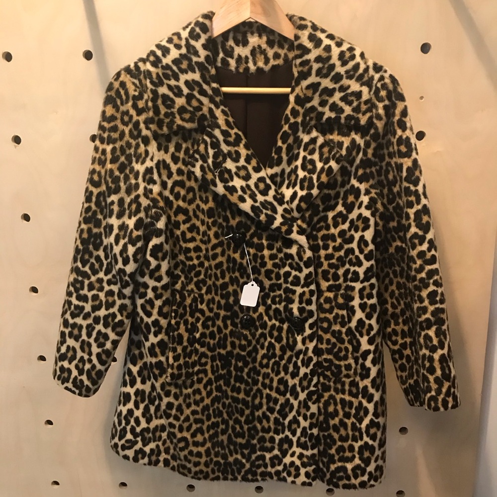 Classic Leopard Coat